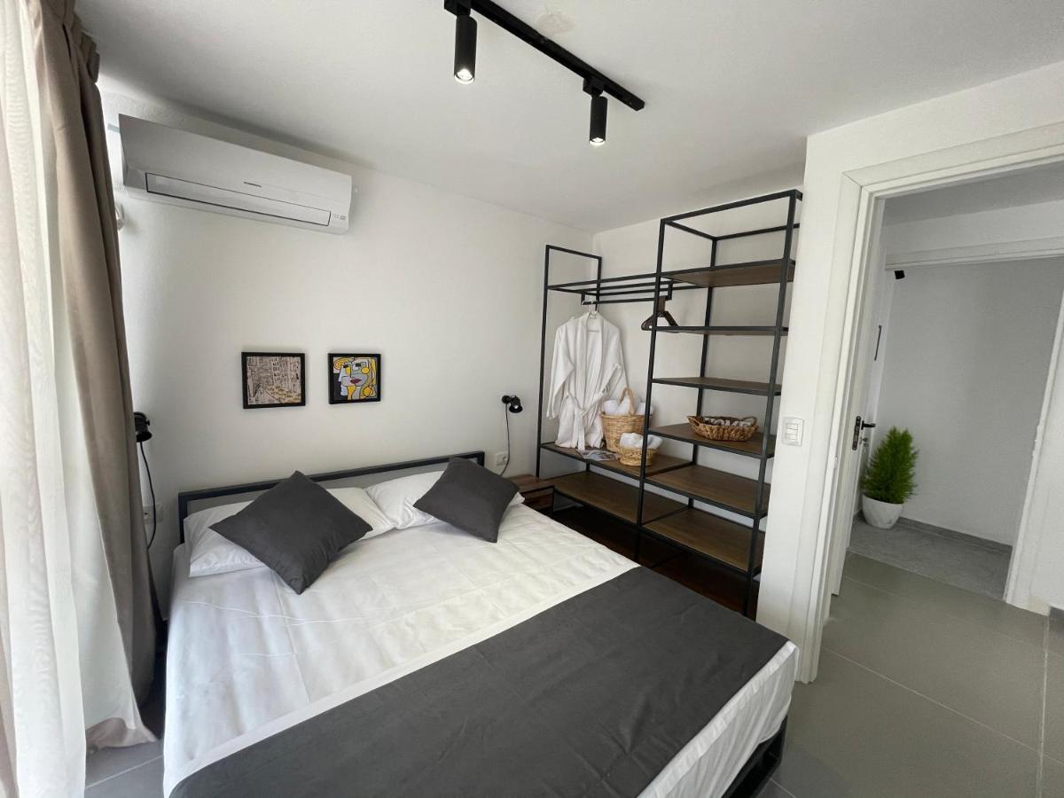 Vela Apartaments 4 Саранде Екстериор снимка
