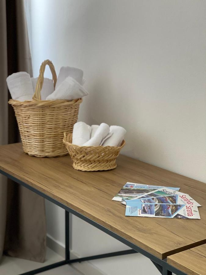 Vela Apartaments 4 Саранде Екстериор снимка