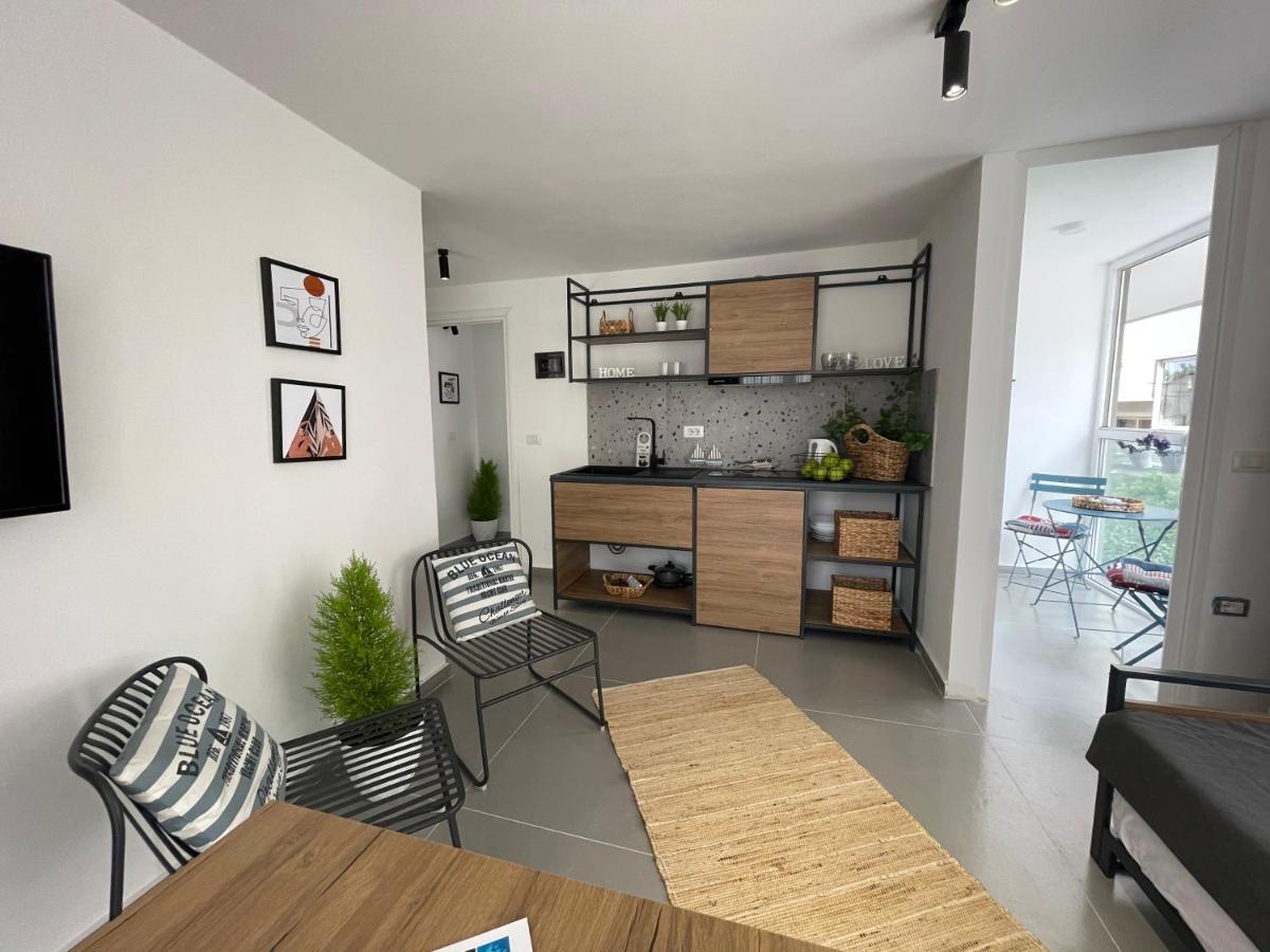 Vela Apartaments 4 Саранде Екстериор снимка