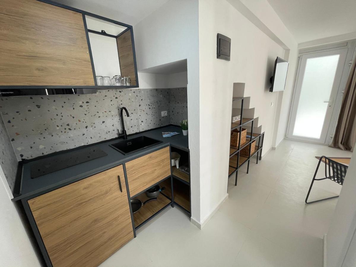 Vela Apartaments 4 Саранде Екстериор снимка